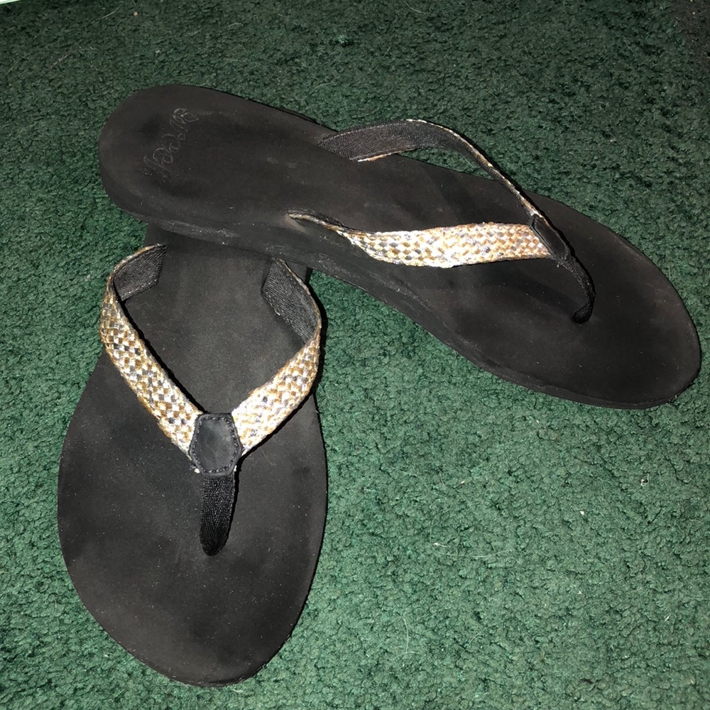 Reef Gold & Silver & Black Thong Sandals Size 8
